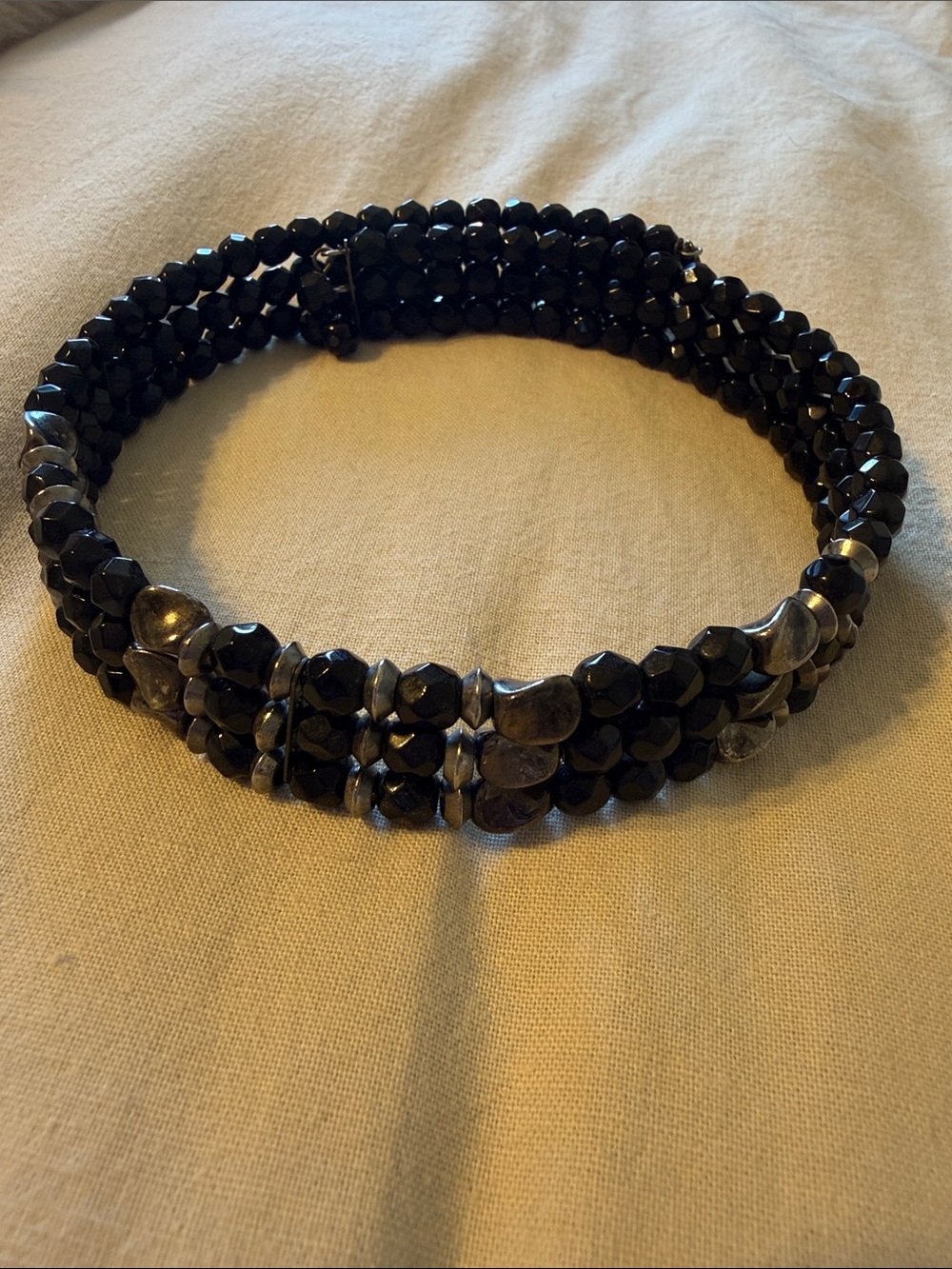 Elegant Black Beaded Wrap Choker with Silver Accents